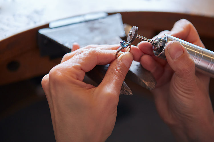 Custom ring
