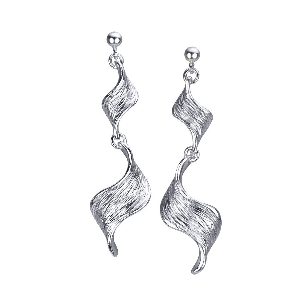 Double Wave Earrings Texture