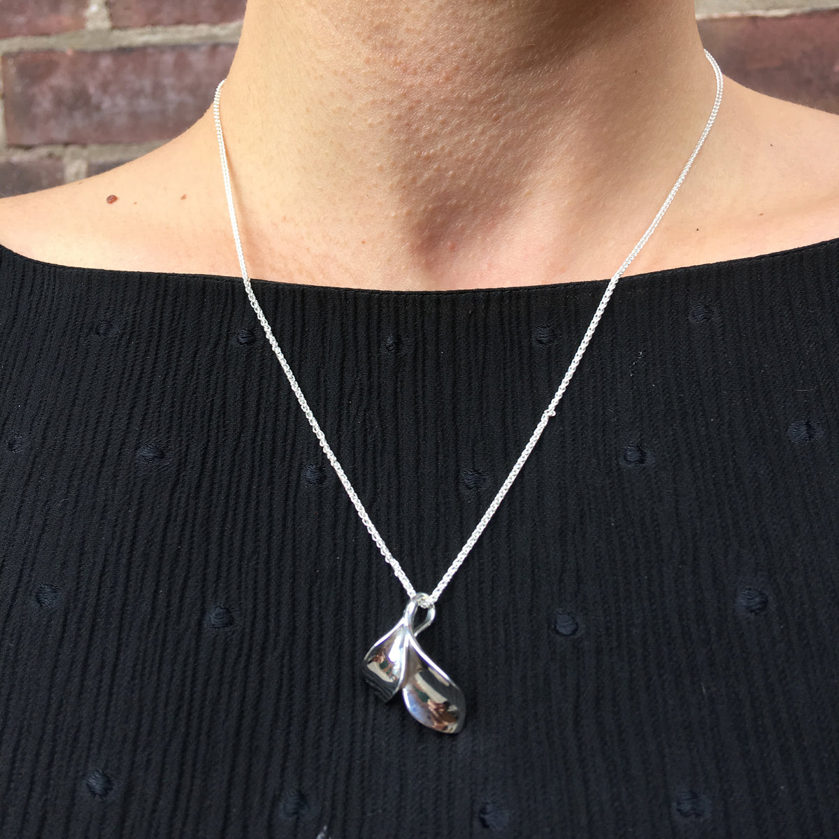 Sterling Silver Vine Leaf Pendant