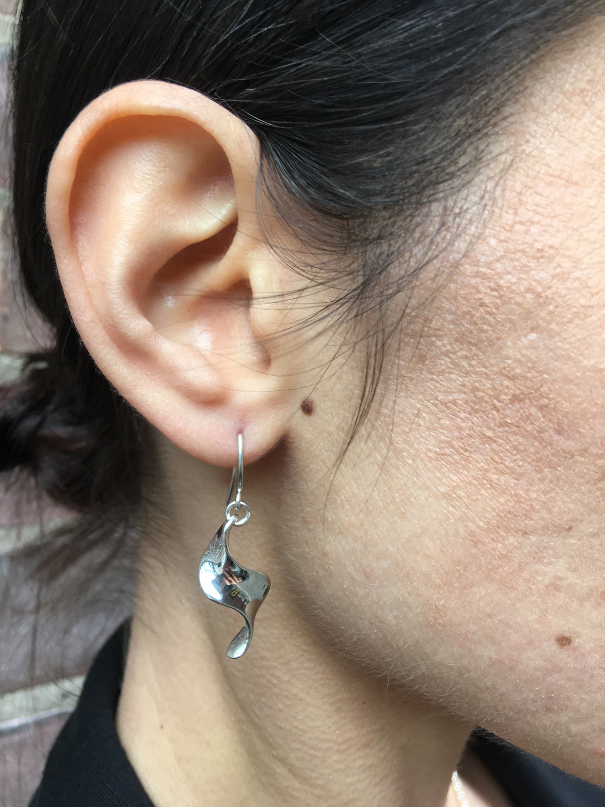 Single Wave Earrings