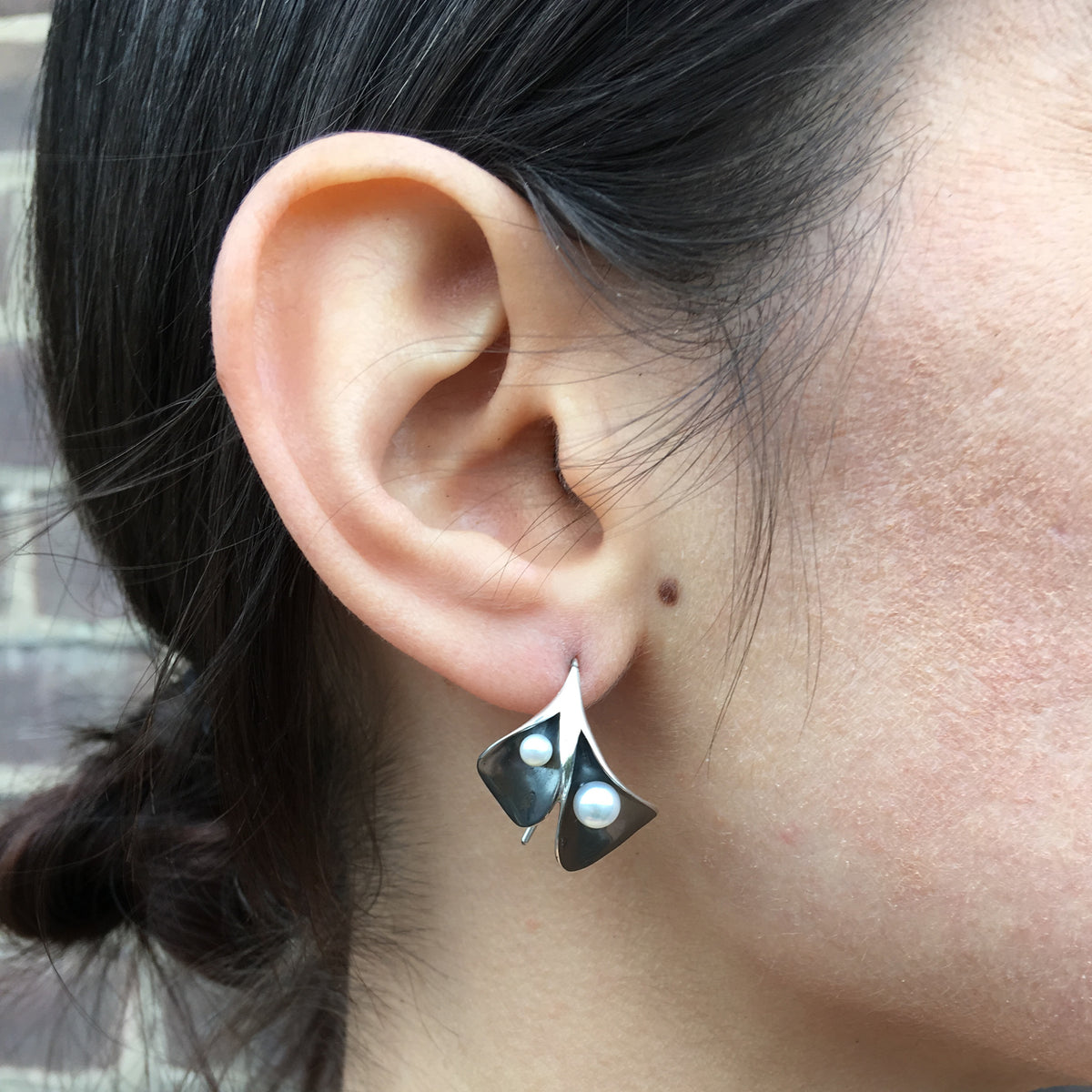 Calla Lily Earrings in oxidized silver